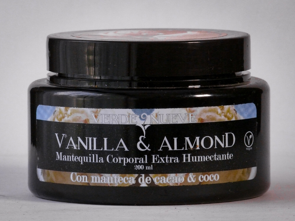 VANILLA & ALMOND VANILLA & ALMOND