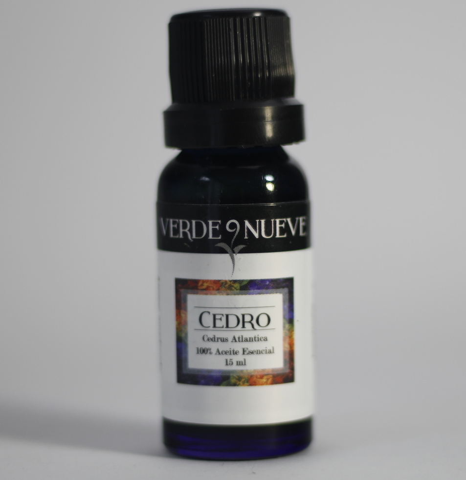 Aceite esencial de Cedro 15ml Aceite esencial de Cedro 15ml